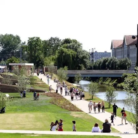 Apartment Au Coeur Du Mans